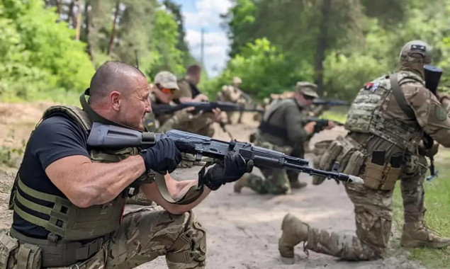 Противник продовжує безуспішно шукати слабкості в обороні Сєверодонецьку і готує наступ на Слов’янськ, – Генштаб