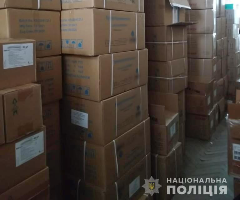 Колишнього гендиректора обласної лікарні знову запідозрили у привласненні гумдопомоги 11 kolishnogo gendirektora oblasnoyi likarni znovu zapidozrili u privlasnenni gumdopomogi 8e422d8