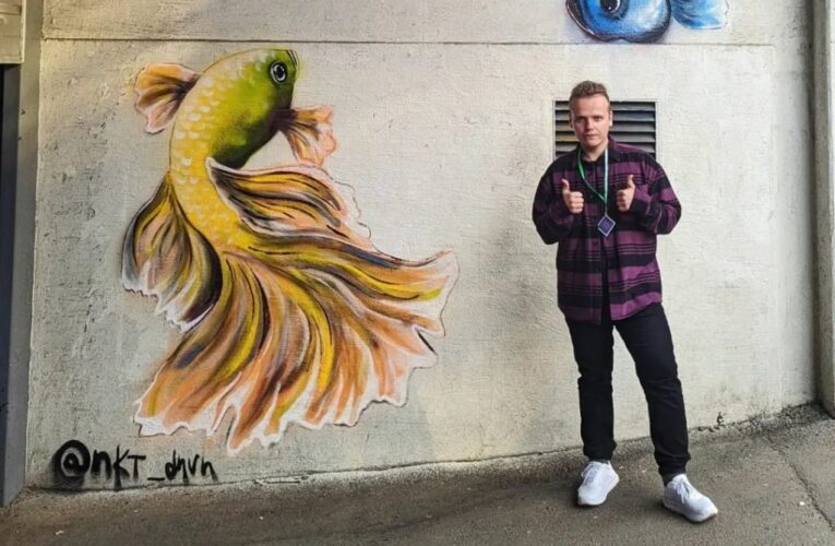 Роблю те, що найкраще вдається: мураліст із Чернівців про підтримку України за кордоном