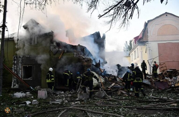 Вибухи у Миколаєві та успіхи ЗСУ на півдні: головне за ніч