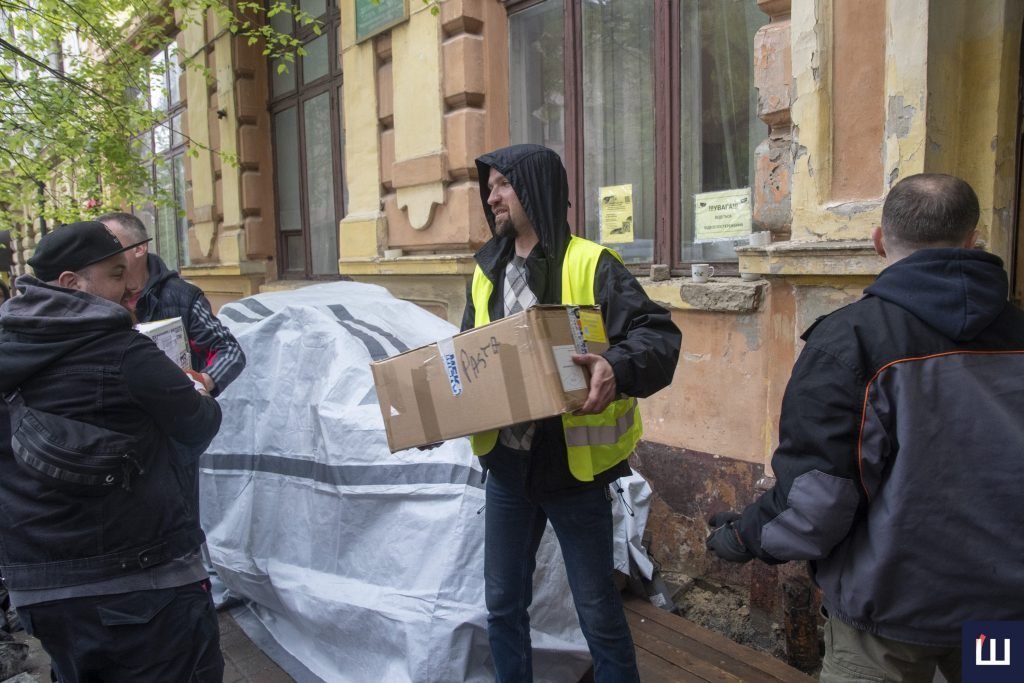 Нацбанк скасував низку валютних обмежень для волонтерів: які саме 11 nacbank skasuvav nizku valjutnih obmezhen dlja volonteriv jaki same ff1fc05
