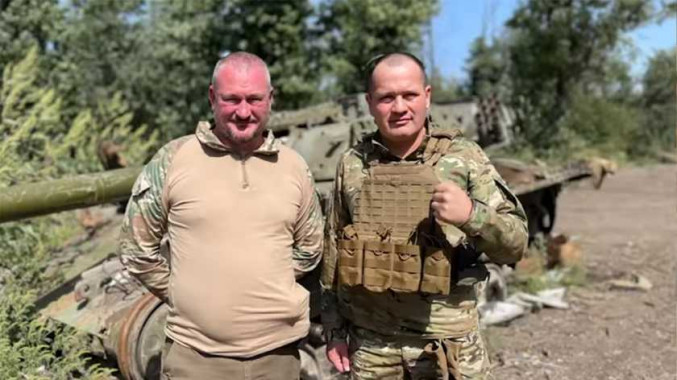 palatnij ta ukrayinska komanda privezli na peredovu teplovizori droni ta kompjuternu tehniku cf4633d