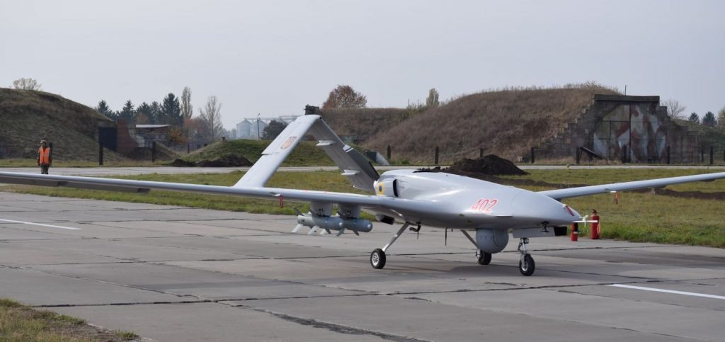 У Латвії за добу зібрали 300 тисяч євро на Bayraktar для ЗСУ 11 u latviyi za dobu zibrali 300 tisjach yevro na bayraktar dlja zsu 5905e02