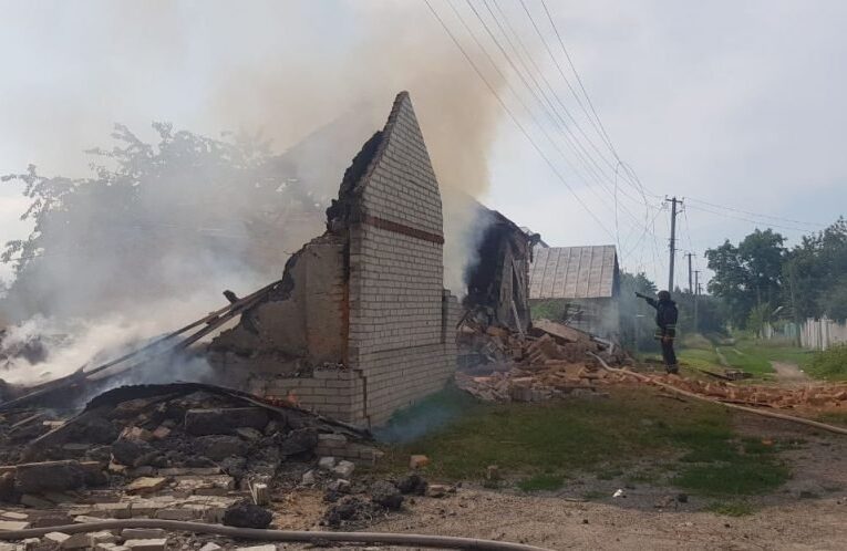 Вибухи у Харкові й Миколаєві та обстріли Дніпропетровщини і Луганщини: головне за ніч