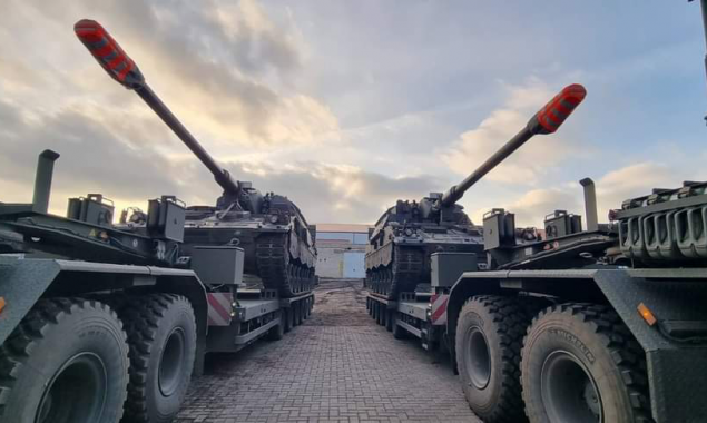 Литва відремонтує для України 12 артустановок Panzerhaubitze 2000