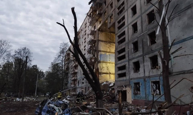 Обстріл Запоріжжя: щонайменше 17 загиблих, десятки пошкоджених будинків