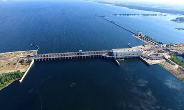 Війська рф замінували дамбу Каховської ГЕС та можуть створити історичну катастрофу, – Зеленський