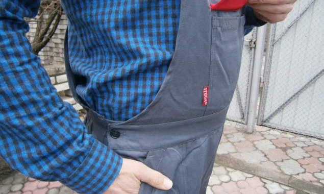 Автобаза Верховної Ради оновить одяг для підлеглих