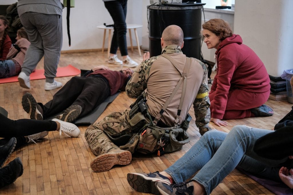 jak rjatuvati sebe u nadzvichajnih situacijah ta na vijni u chernivcjah vidbuvsja trening z taktmedu 00d23b6