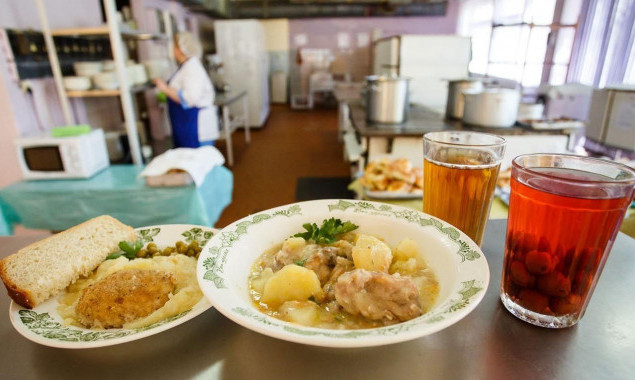 Київська обласна лікарня шукає підрядника для організації харчування за 2,6 млн гривень