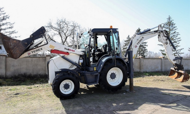 КП &ldquo;Плесо&rdquo; за 3,5 млн гривень закупає екскаватор