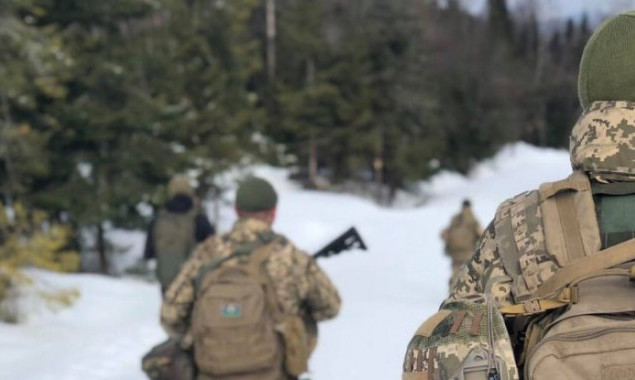 Пристолична сільрада закупає понад тисячу зимових костюмів