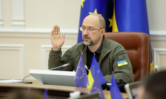 Старлінки будуть завозитися в Україну без мита і ПДВ, - Шмигаль