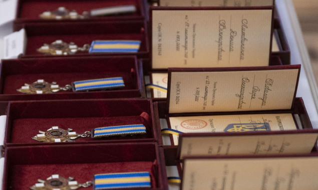 У День Сухопутних військ Зеленський нагородив полеглих і захисників Київщини