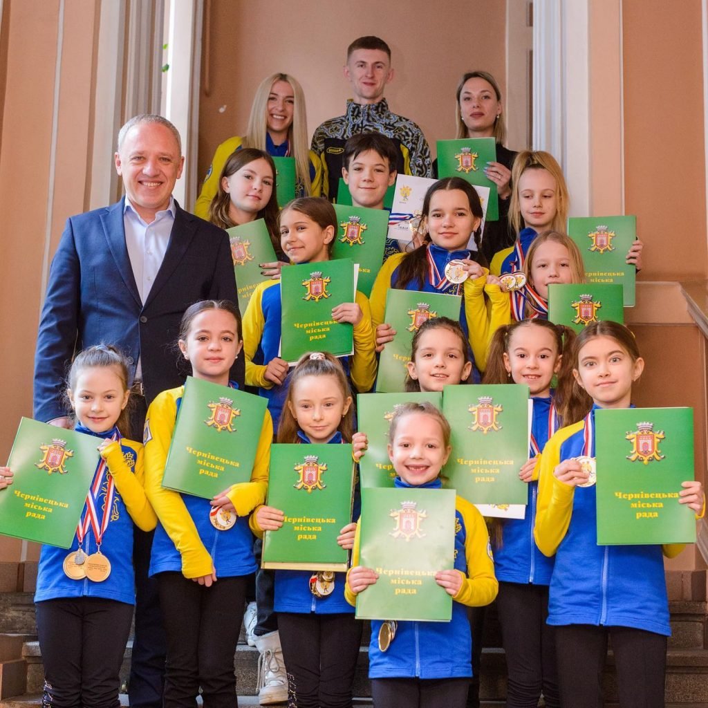 diti sportsmeni z chernivciv zdobuli 6 zolotih medalej na mizhnarodnih zmagannjah v parizhi 0a31451