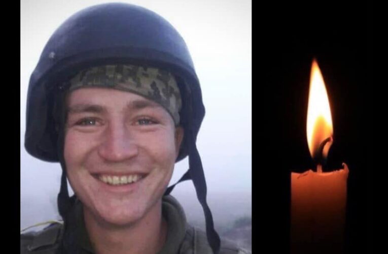 На Буковині попрощалися з військовими, що загинули на війні з росією