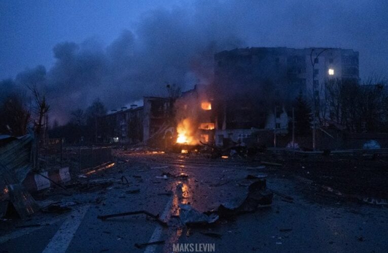 У Луганську росіяни зробили з пологових будинків «польові шпиталі»: головне за добу