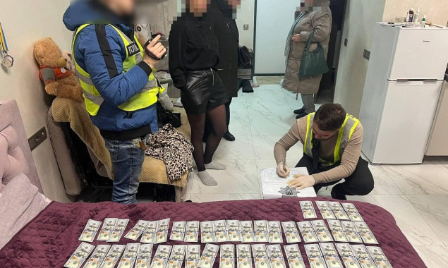 У столиці викрито і затримано банду наркодилерів, що заробляли мільйони на збуті “товару”