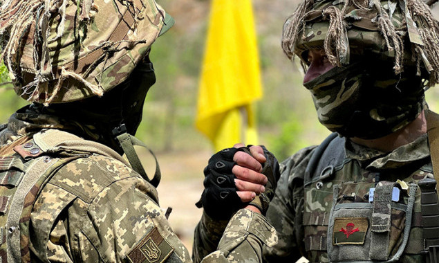 Від 1 лютого тилові військовослужбовці не отримуватимуть таких доплат, як бійці на передовій