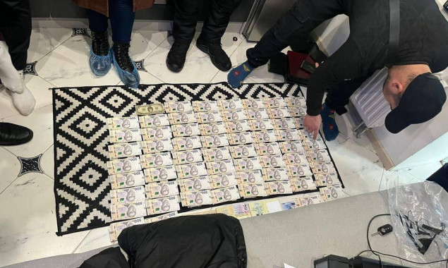 На Київщині викрили канал виїзду чоловіків призовного віку за кордон