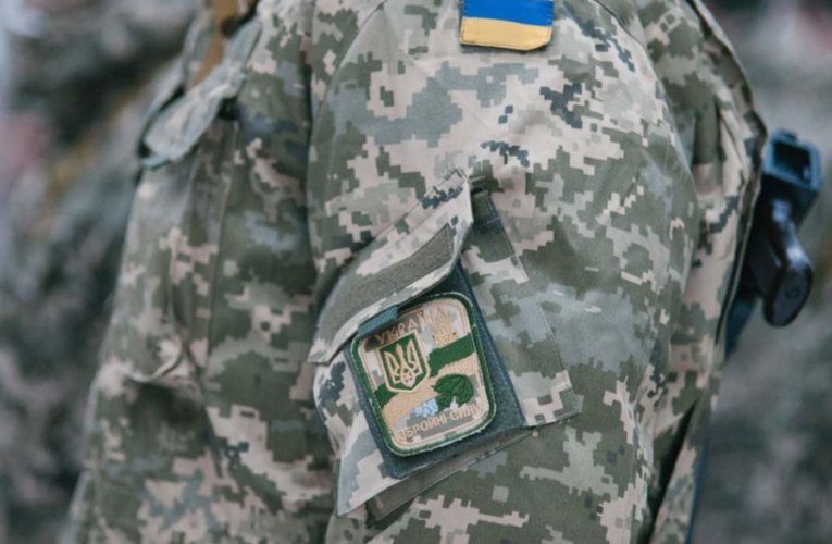 Кабмін дозволив вручати повістки громадянам незалежно від місця обліку