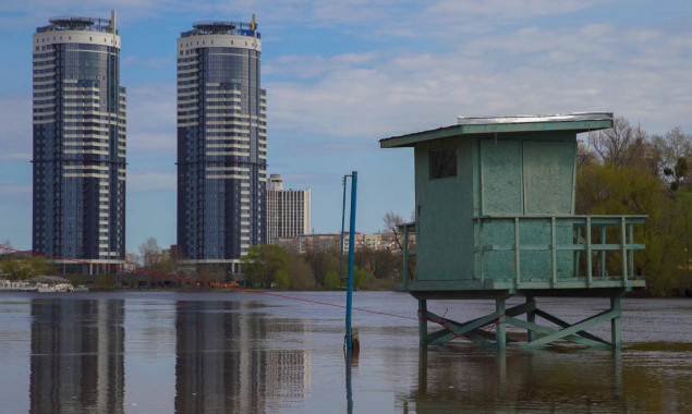 Рівень води у Дніпрі в межах Києва піднявся лише на сантиметр, - КМВА