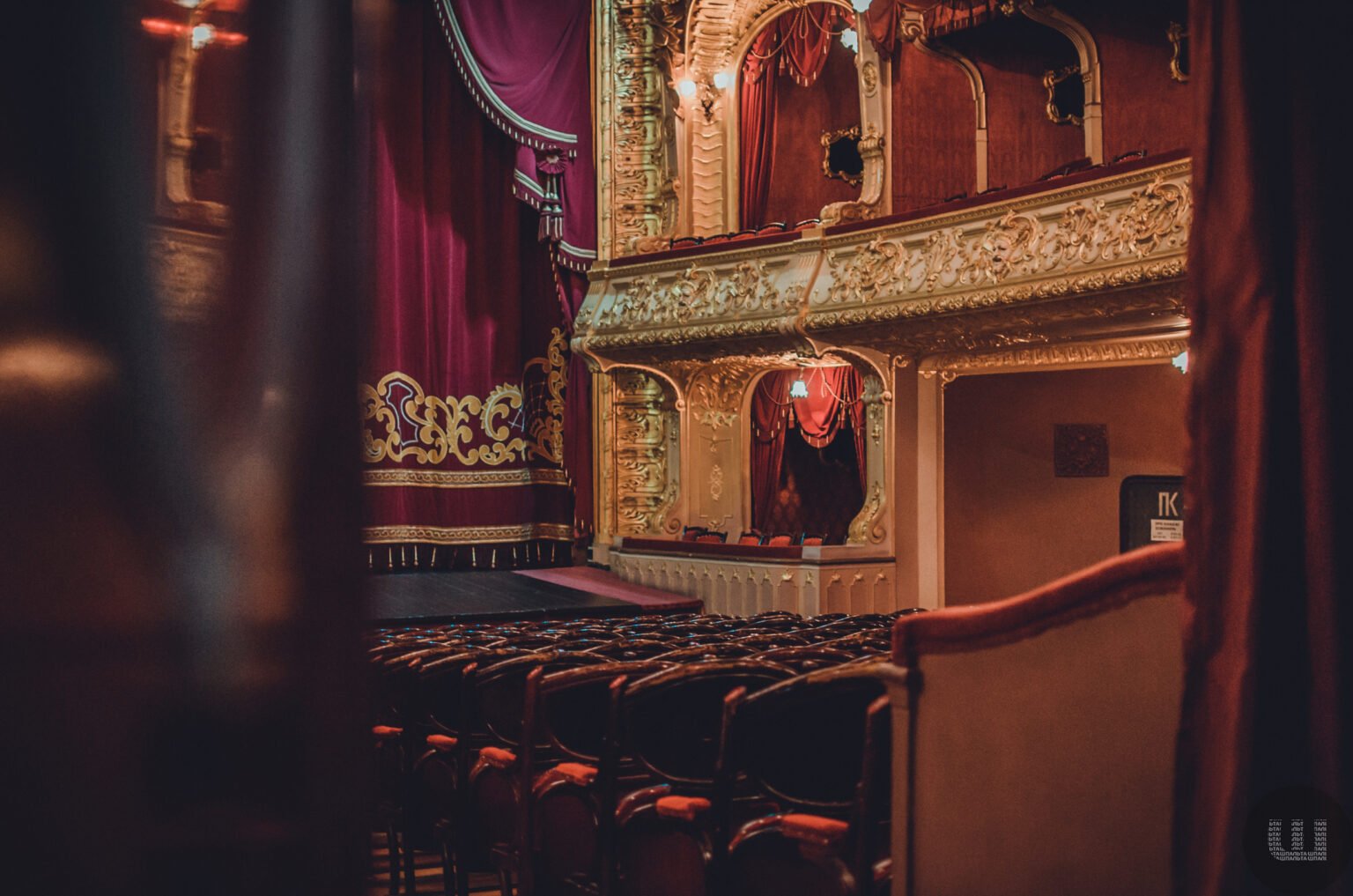 u cherniveckomu muzdramteatri vpershe pokazhut romeo i dzhulyettu 125a258