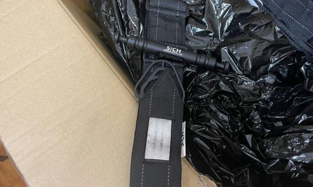 У Києві 23-річник юнак викрав джутів-турнікетів, які були призначені для ЗСУ, на півмільйона гривень