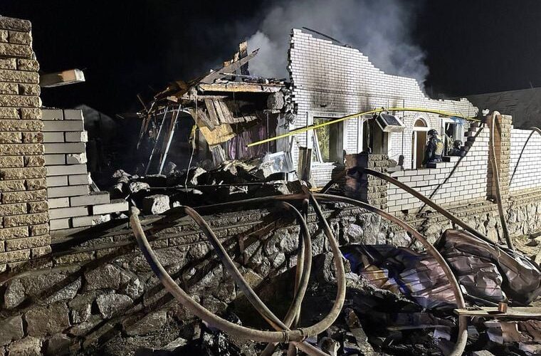 Уночі росіяни вдарили ракетами по Запоріжжю: загинули дитина та її батько