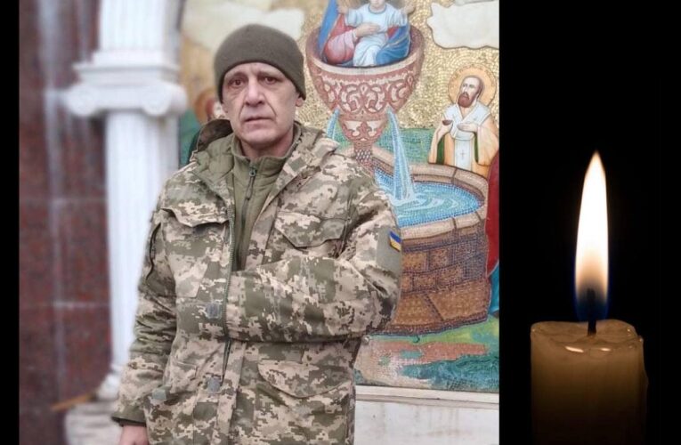 Буковина попрощалася з військовими, що загинули на війні з росією