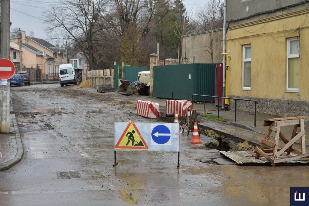Капітально відремонтують шість вулиць та тротуари: перелік об’єктів, які виконають цього року в Чернівцях 11 kapitalno vidremontujut shist vulic ta trotuari perelik obyektiv jaki vikonajut cogo roku v chernivcjah 9c5e92c