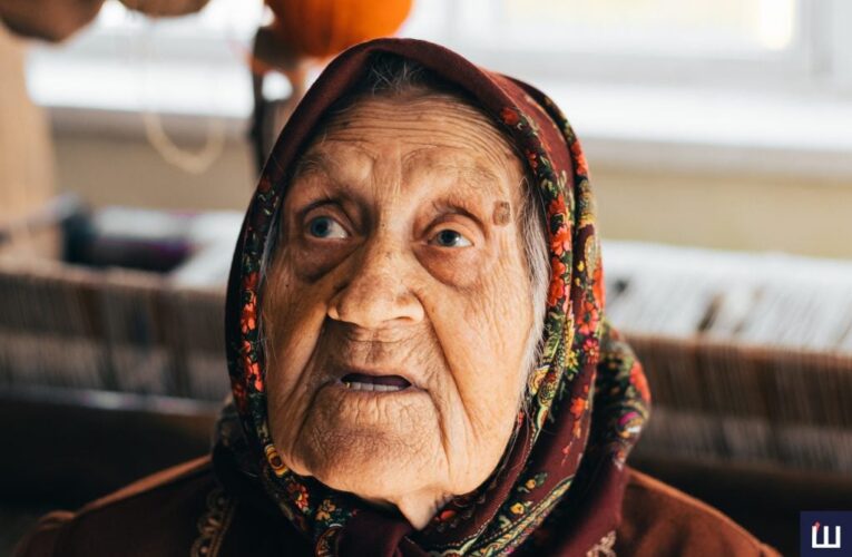 Майстриня з Буковини Вікторія Китайгородська пережила Голодомор та виткала пів сотні килимів