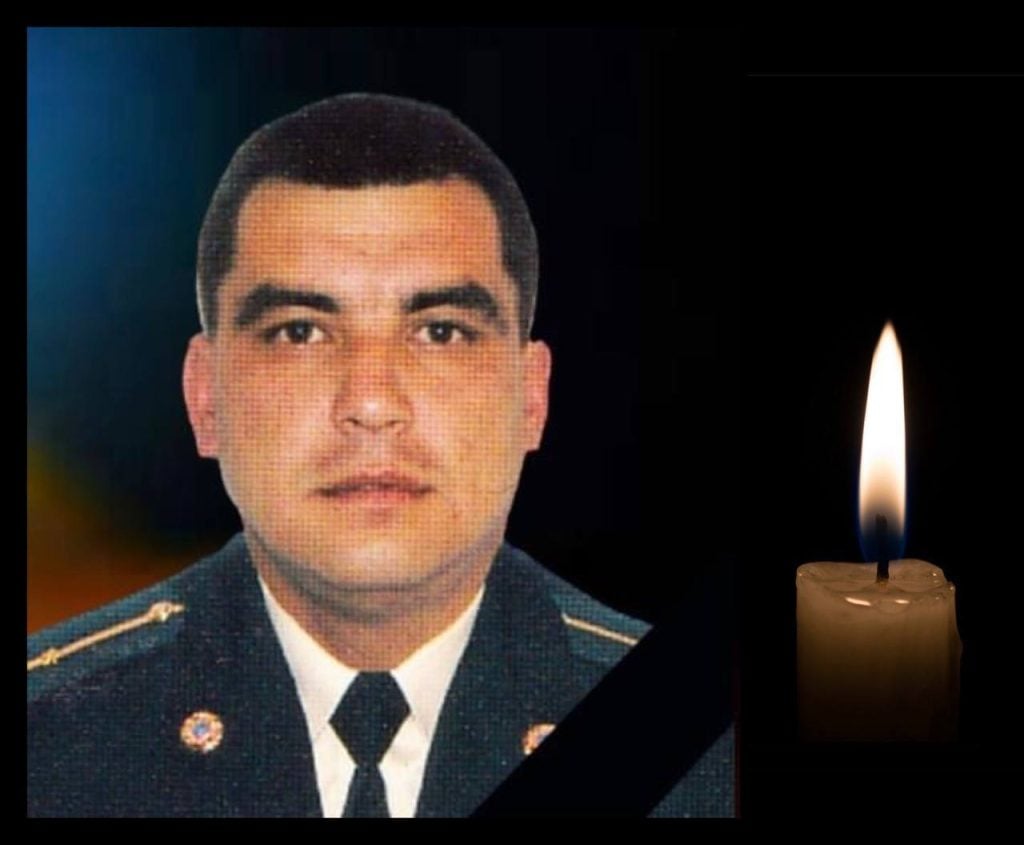 na bukovini proshhalisja z dvoma vijskovimi shho zaginuli na vijni z rosiyeju 7de34b6