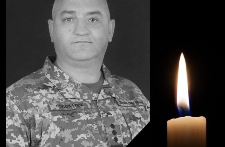 На Буковині прощалися з військовим, який загинув на російсько-українській війні