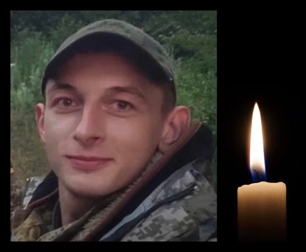 na bukovini proshhalisja z vijskovim jakij zaginuv na vijni z rosiyeju e3a5cc2