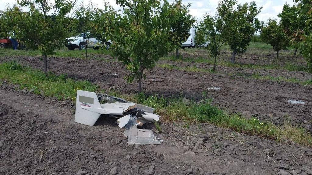 nad bukovinoju zbili dva bezpilotniki znajshli ulamki na sokirjanshhini e413334