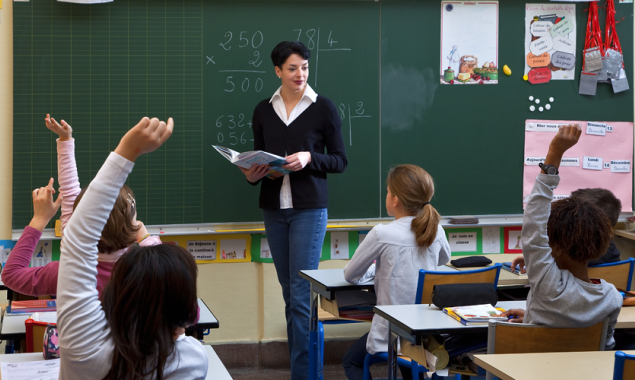 Обласна влада хоче відновити очний, або змішаний формат навчання в усіх школах