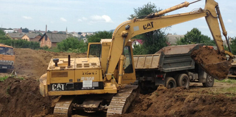 Переяслав витратить 500 тис гривень на оренду дорожньої техніки