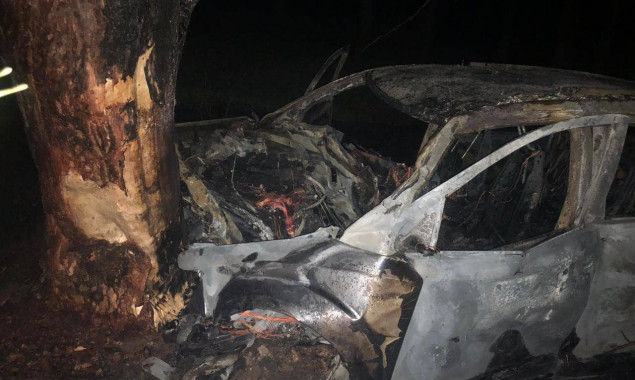 Поліція розслідує обставини смертельної ДТП на Броварщині (фото)