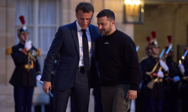 Президент України зустрівся з президентом Франції в Парижі