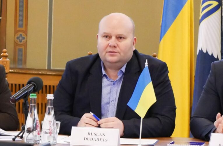 «Тут вистачає професіоналів» – ексначальник поліції области про роботу на Буковині