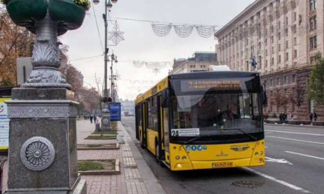 У Києві з наступного тижня наземний транспорт у разі оголошення тривоги довозитиме пасажирів до найближчого укриття