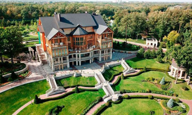 Уряд внесе у парламент законопроект про “Межигір’я”