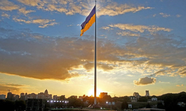 Завтра, 18 травня, головний стяг України приспустять на знак солідарності з кримськотатарським народом