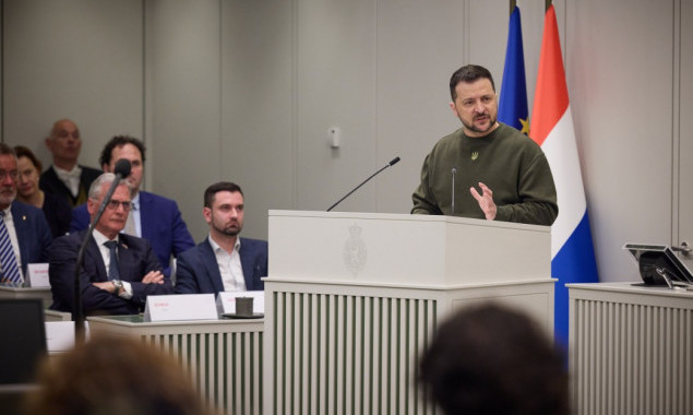 Зеленський у Нідерландах: Гаага стає хабом справедливості для всіх, хто постраждав від агресії та міжнародних злочинів (відео)