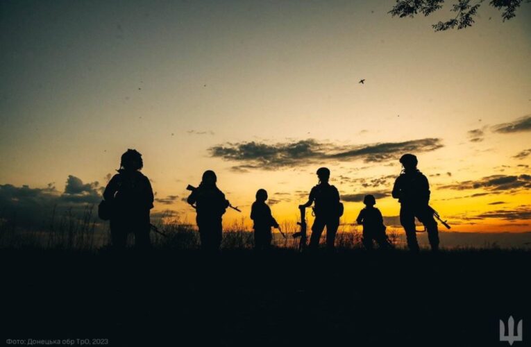 Україну захищають понад шістдесят тисяч жінок — Міноборони