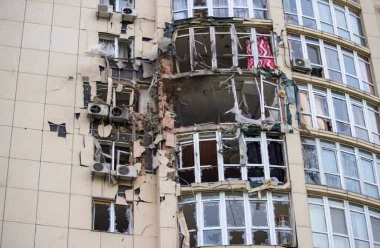 Уночі Київ та область атакували дронами й крилатими ракетами: серед постраждалих – знову діти