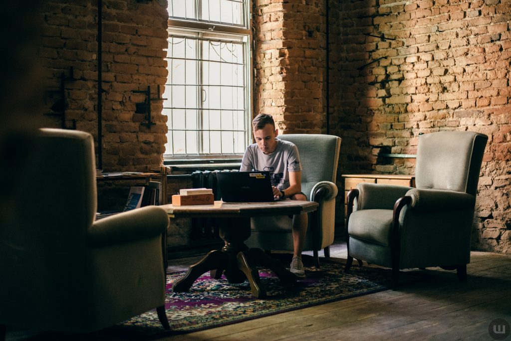 У Чернівцях проведуть заняття, де говоритимуть про відчуття провини у тих, хто вижив у екстремальних подіях 11 1