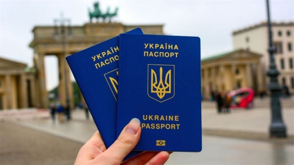 Український паспорт потрапив до 30 найкращих у міжнародному рейтингу 11 1