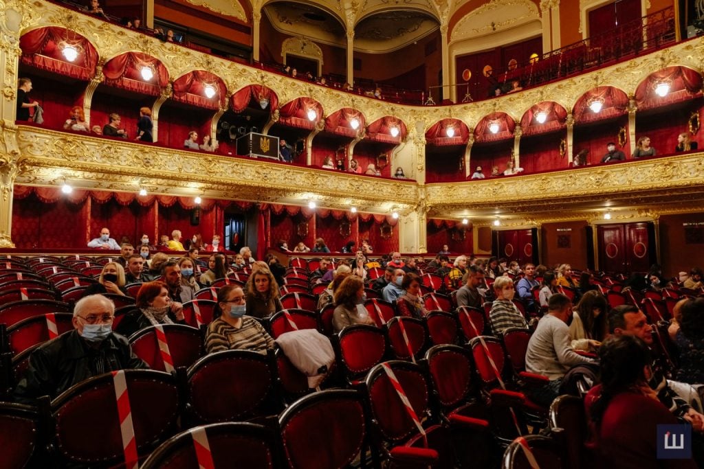 Прем’єра вистави «Принцеса А-Чому»: Чернівецький драмтеатр презентував афішу на серпень 11 1